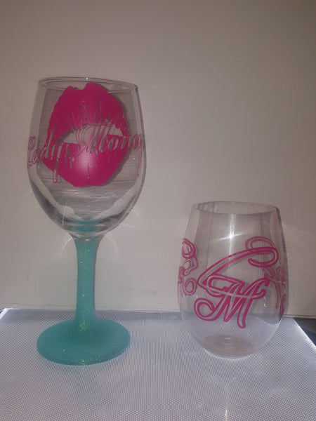 LADY MONEY WINE GLASS
